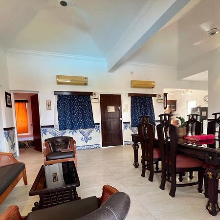 Villa Marina -By The Beach Goa Бенаулим Экстерьер фото