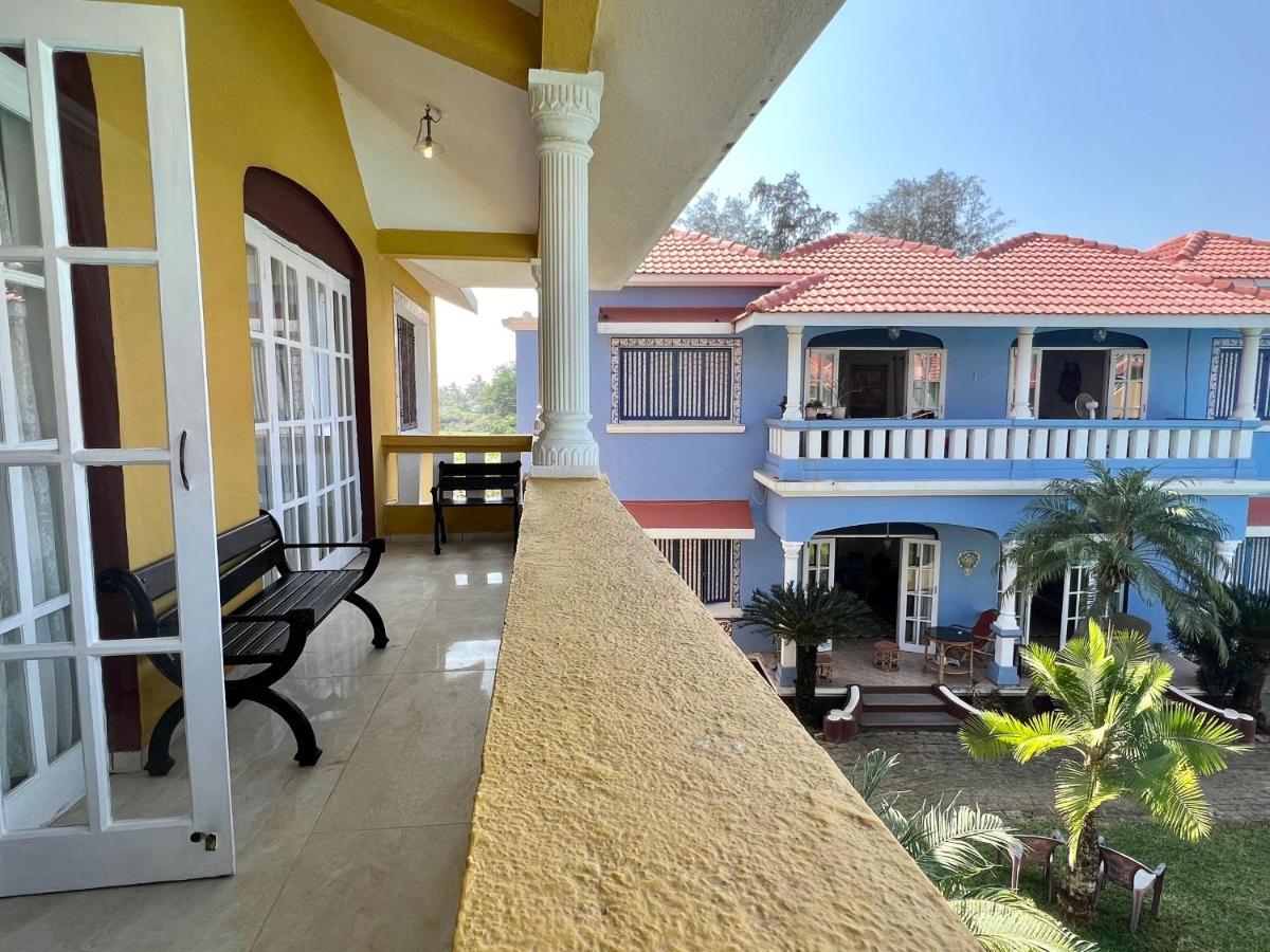 Villa Marina -By The Beach Goa Бенаулим Экстерьер фото